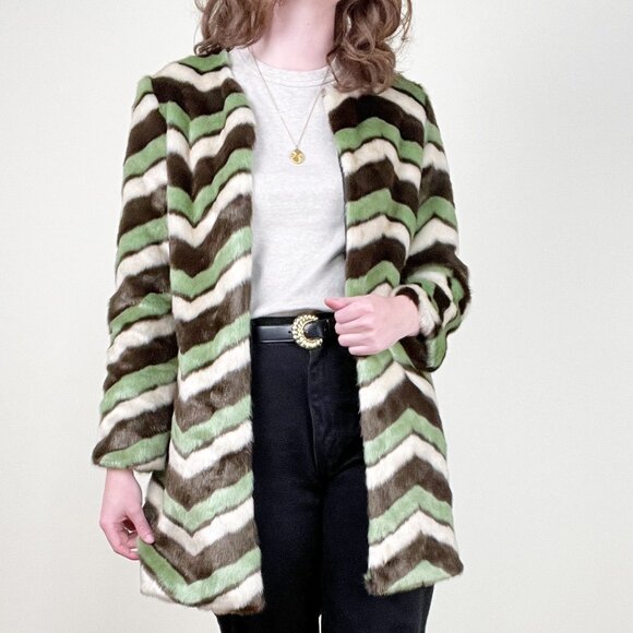 Vintage 90s Y2K Faux Fur Coat Oversized Disco Mod Statement Scandi Girl Jacket - Picture 7 of 7